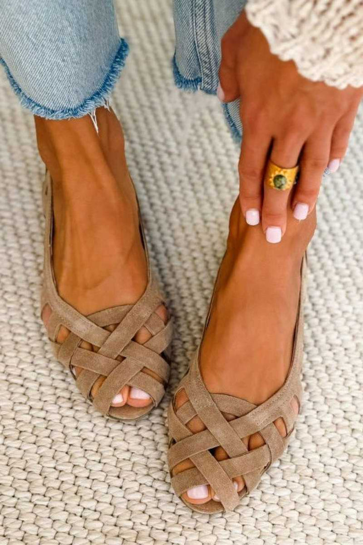 ELSPETH | WOVEN OPEN-TOE FLAT SANDALS