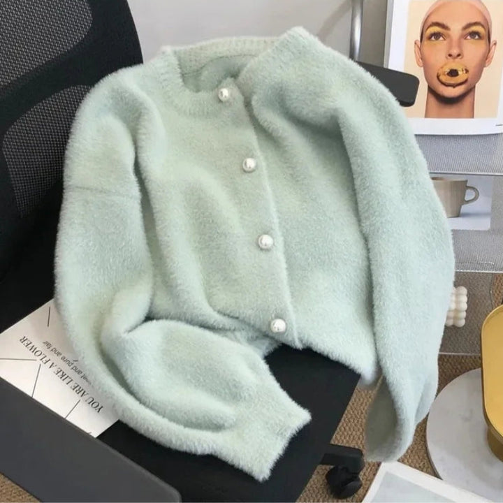 EDITH | ROUND-NECK CARDIGAN WITH PEARL BUTTONS