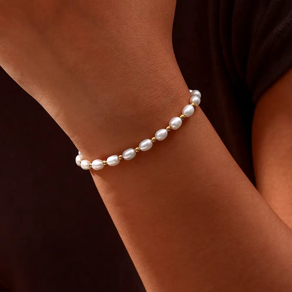 Annabel | Romantic Pearl Bracelet