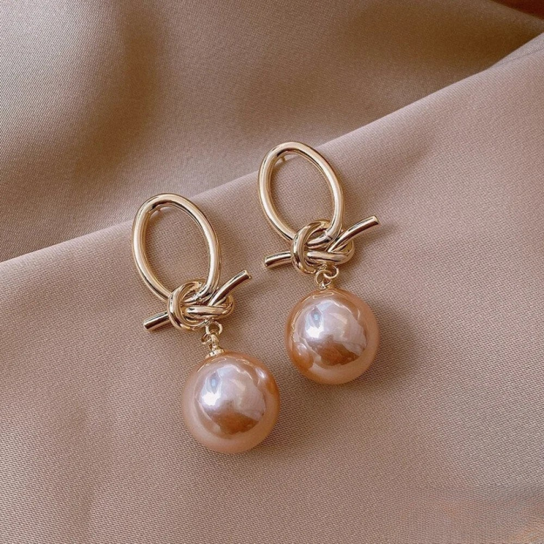 Vanessa | Timeless Pearl Drop Earrings