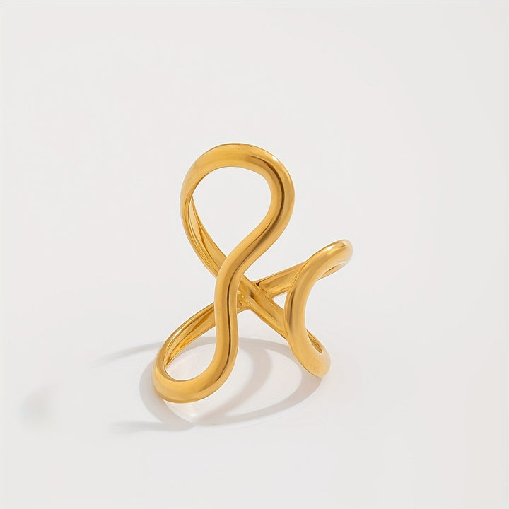 Sylvia | Asymmetric Wave Ring