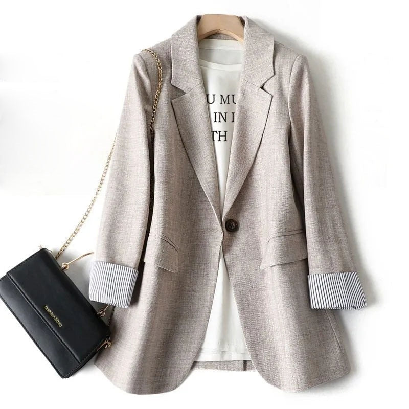 CATHERINE | TAILORED ONE-BUTTON BLAZER WITH LAPEL COLLAR