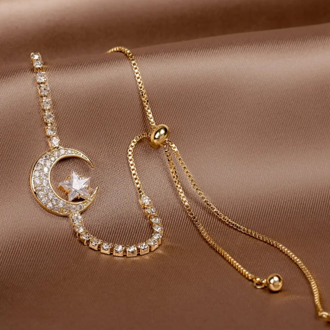 Rhiannon | Moon Charm Bracelet in Zirconia and Gold