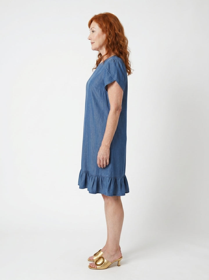 ÉILÍS | CASUAL DENIM-STYLE RUFFLE DRESS