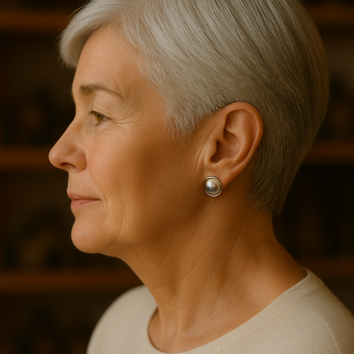 Claudia | Black Pearl Earrings