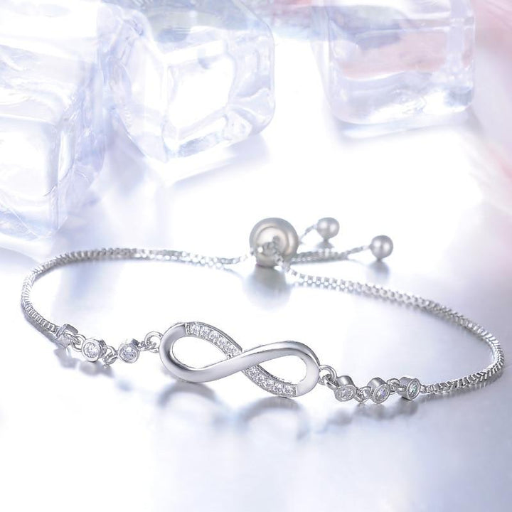 Amabel | Infinity Bracelet in Rose Gold