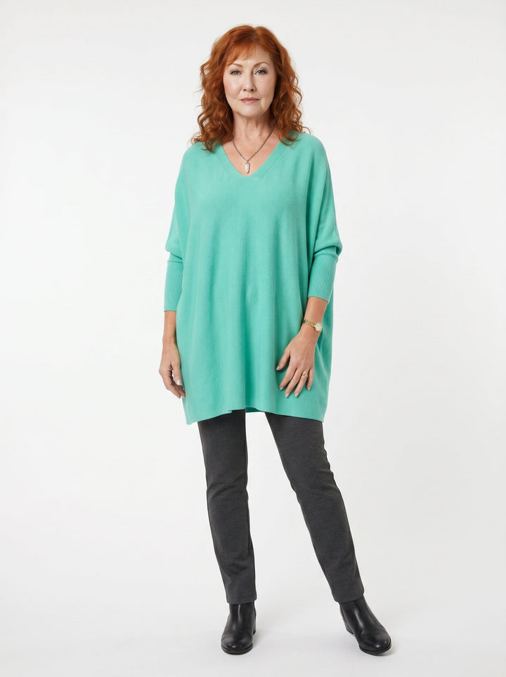 MÁIRE | ELEGANT SOFT KNIT V-NECK SWEATER