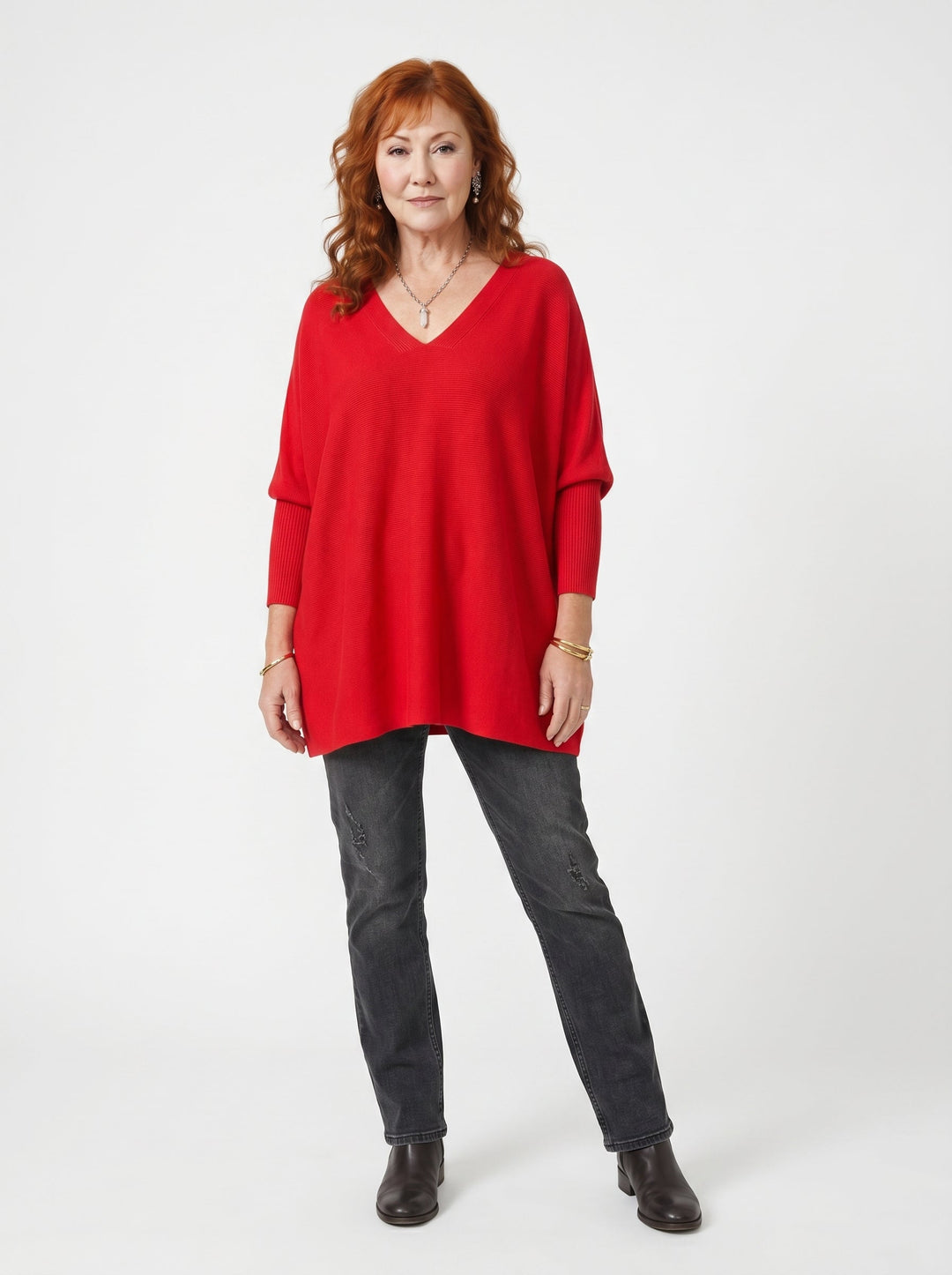 MÁIRE | ELEGANT SOFT KNIT V-NECK SWEATER
