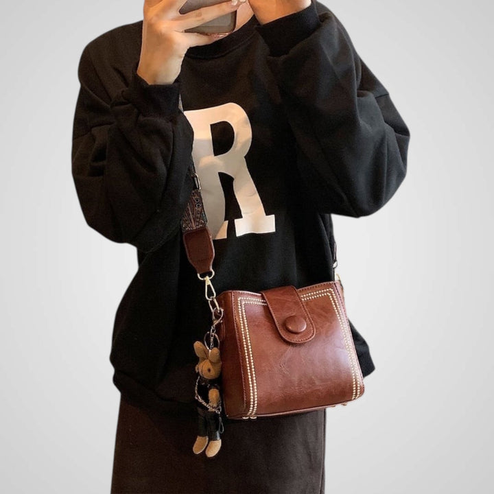 Retro Bag with Adjustable Wide Strap