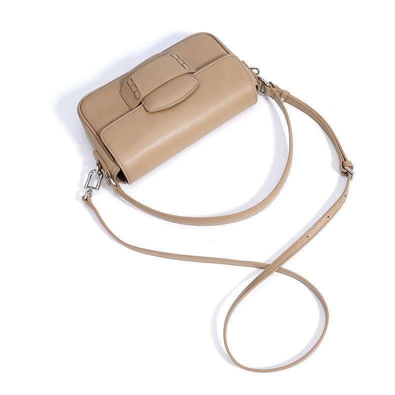 Minimalist Bag with Folding Lid