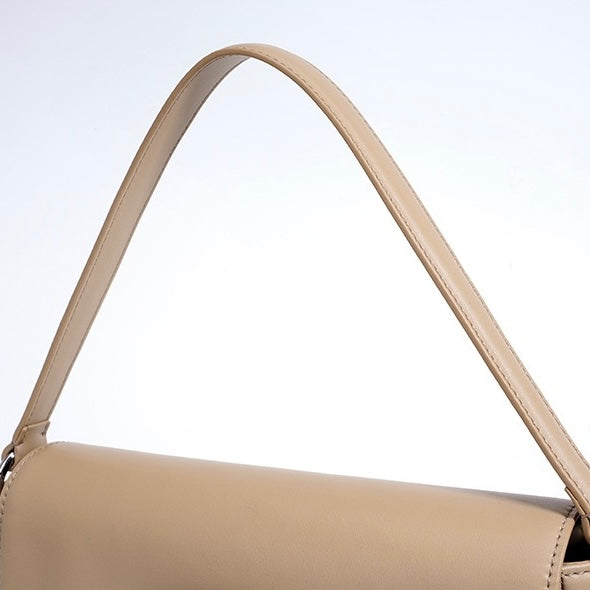 Minimalist Bag with Folding Lid