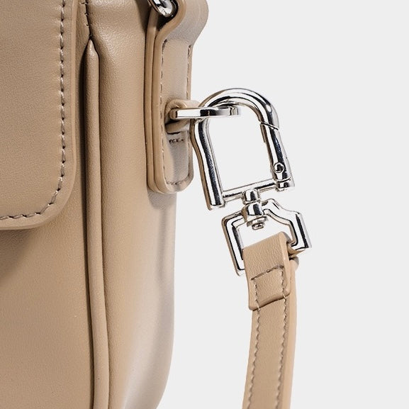 Minimalist Bag with Folding Lid