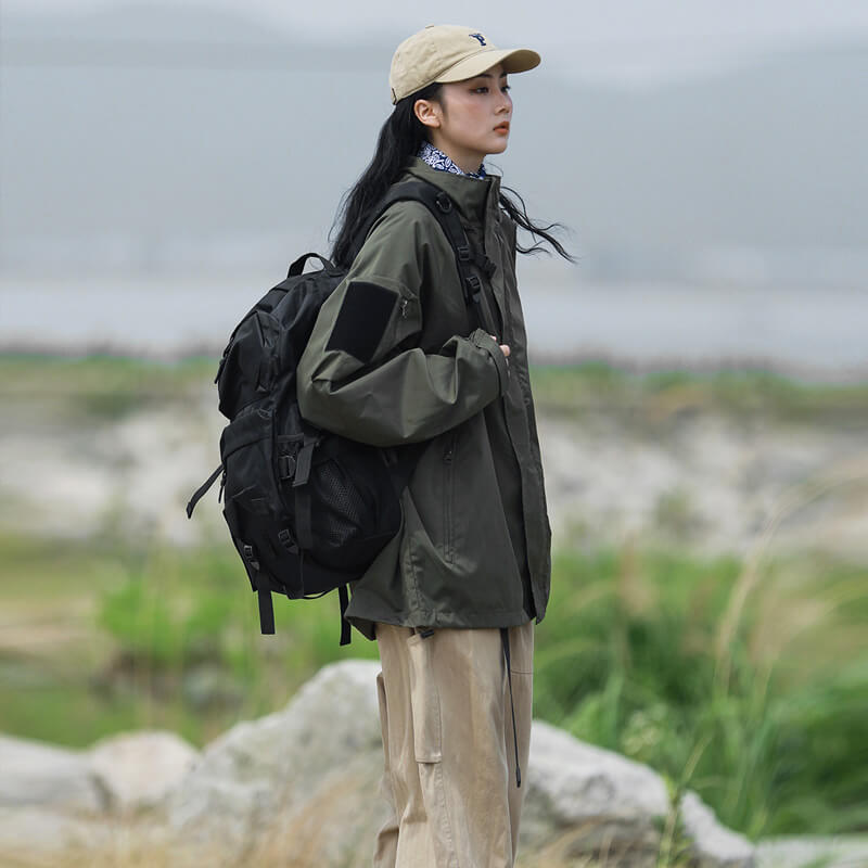 BEATRICE | Wind & Water-Resistant Hooded Jacket