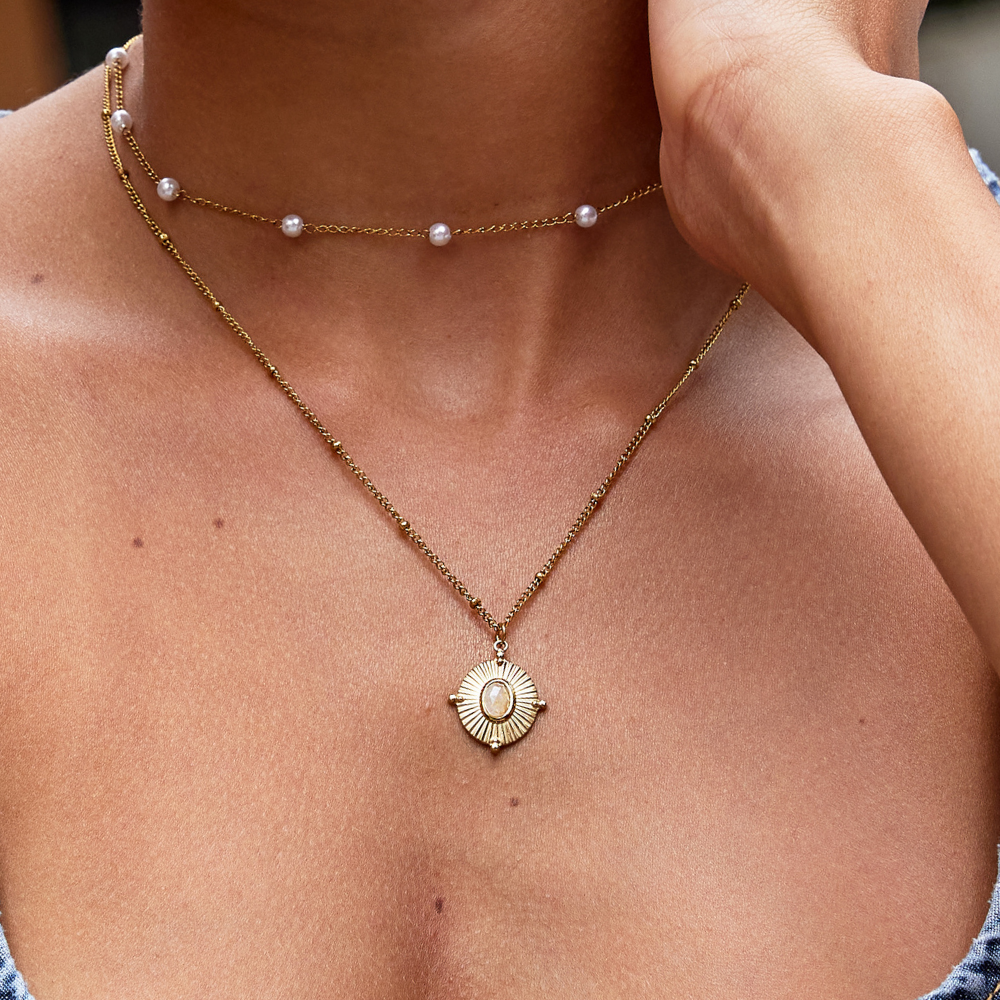 Monique | Vintage Necklace with Stone