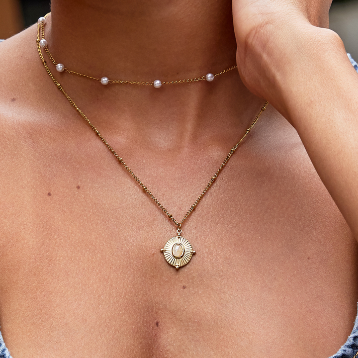 Monique | Vintage Necklace with Stone