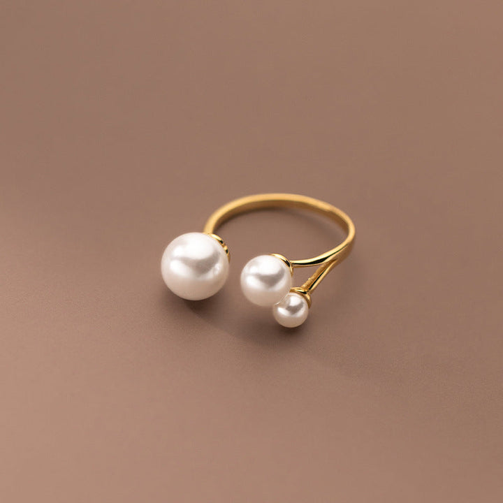 Patience | Pearl Trio Ring