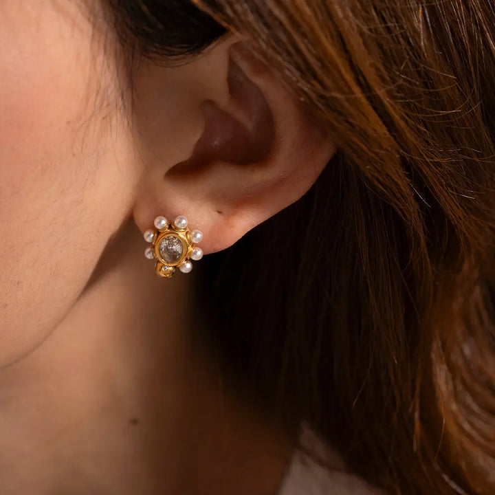 Ingrid | Refined Gold and Pearl Earrings