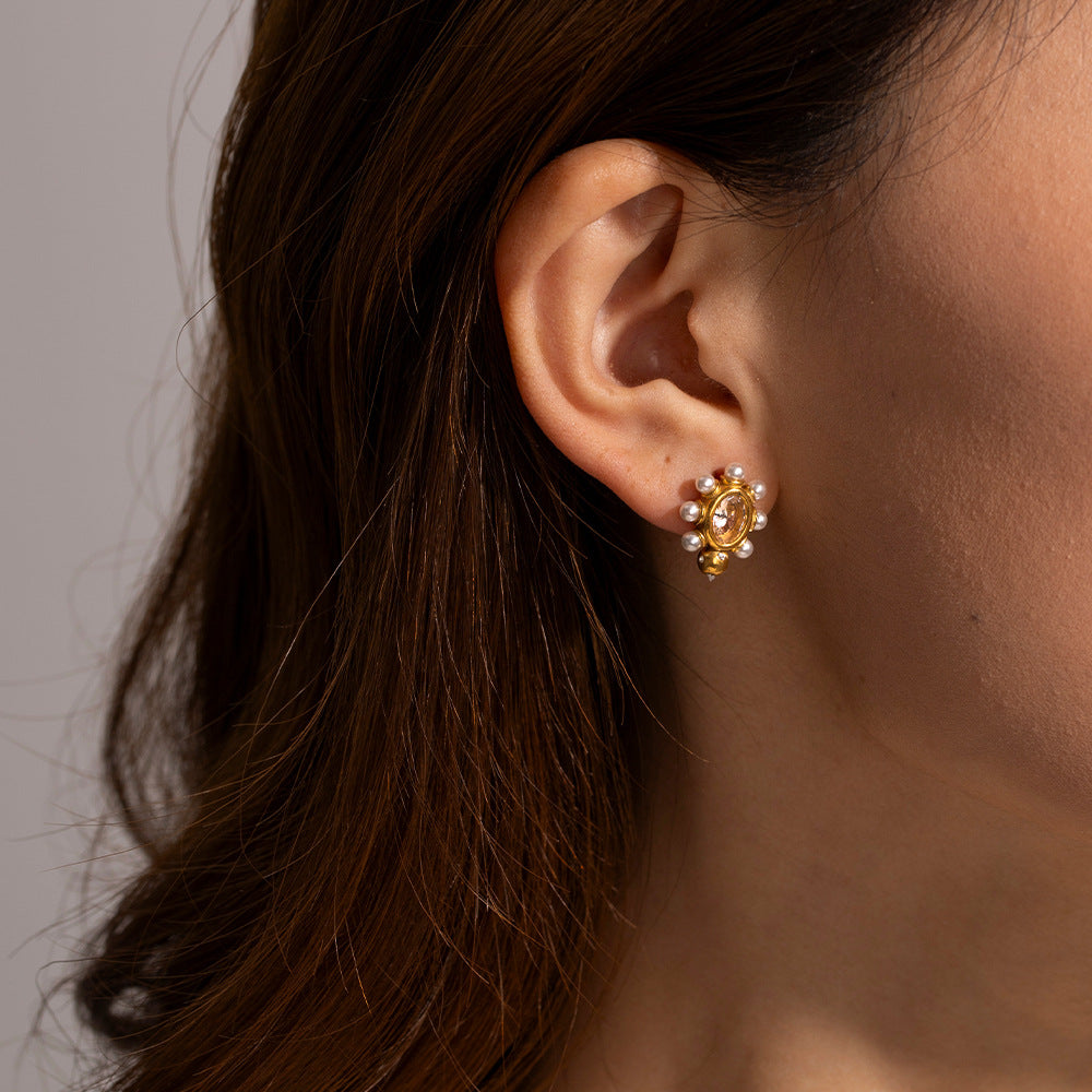 Ingrid | Refined Gold and Pearl Earrings