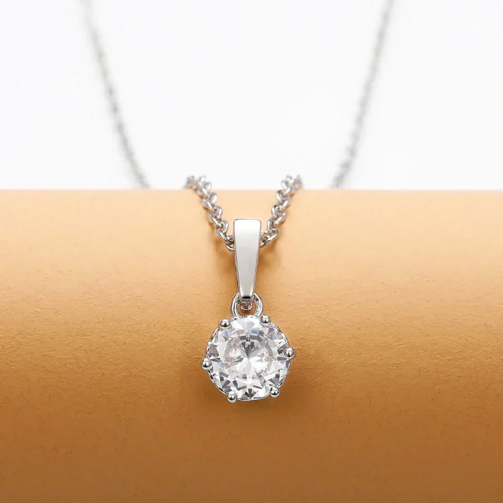 Kathleen | Classic Necklace with Zirconia Pendant