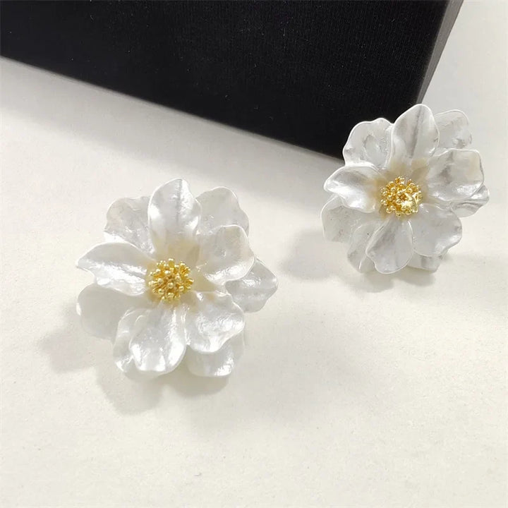 Elsie | White Acrylic Stud Earrings
