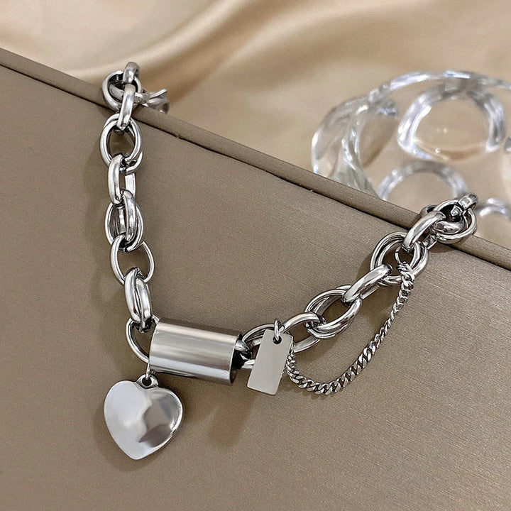 Lottie | Gold Heart Charm Bracelet