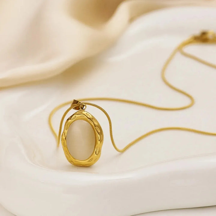 Cassandra | Gilded Cat's Eye Opal Necklace