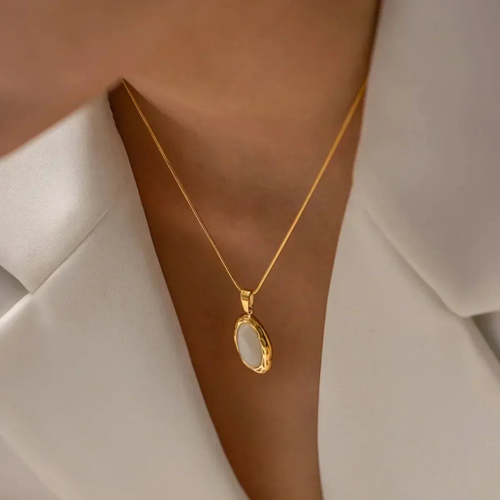 Cassandra | Gilded Cat's Eye Opal Necklace