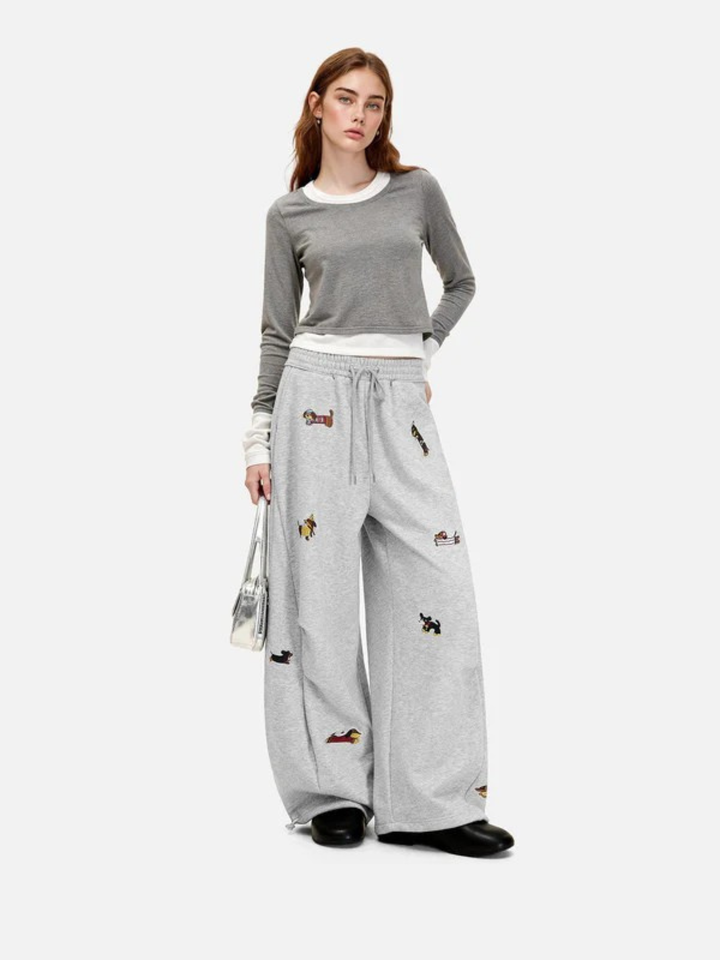 ELSPETH | EMBROIDERED BARREL SWEATPANTS