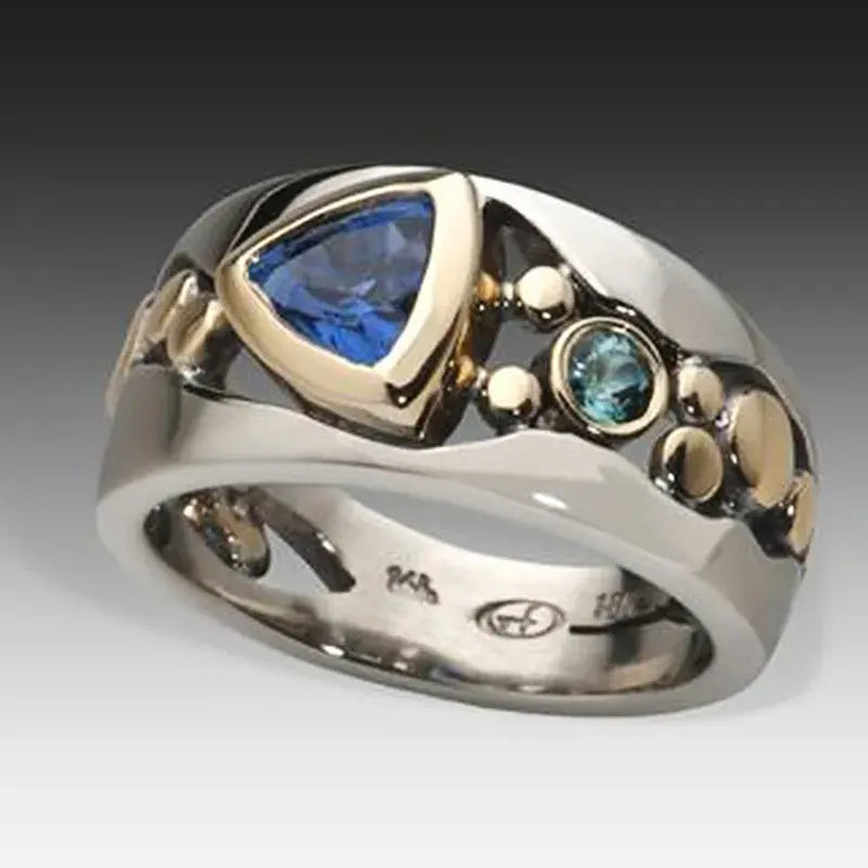 Catherine | Vintage Ring with Blue Crystal