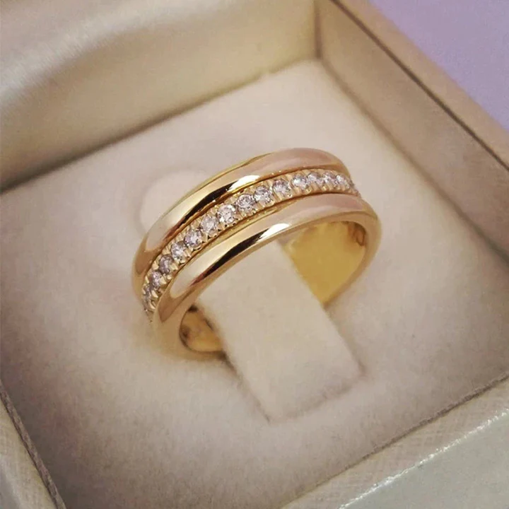 Effie | Vintage Zirconia Ring