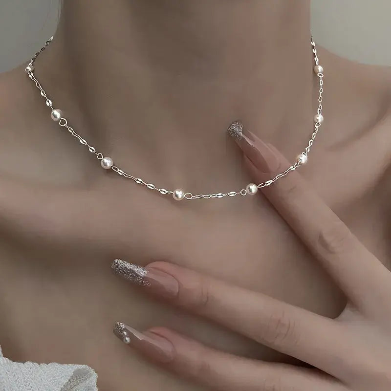 Renee | Lustrous Pearl Necklace