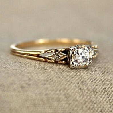 Beryl | Vintage Gold Ring with Zirconia