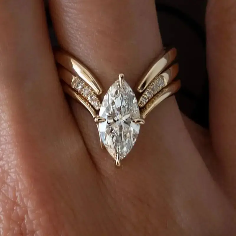 Georgiana | Royal Drop Gold Ring