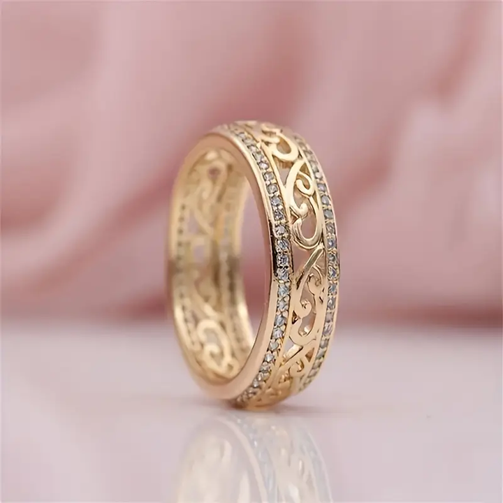 Lucille | Luminous Gold Ring
