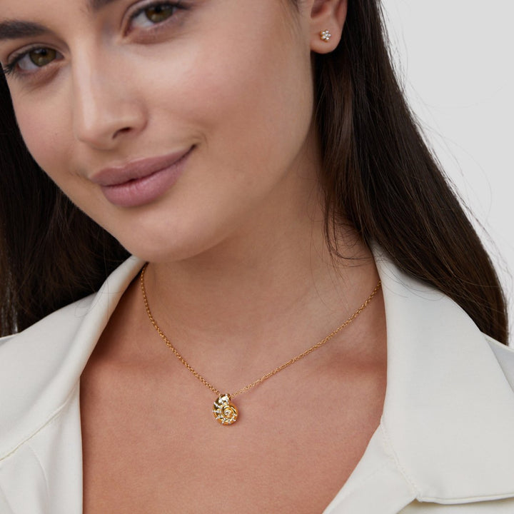 Shelley | Shell and Crystal Pendant Necklace
