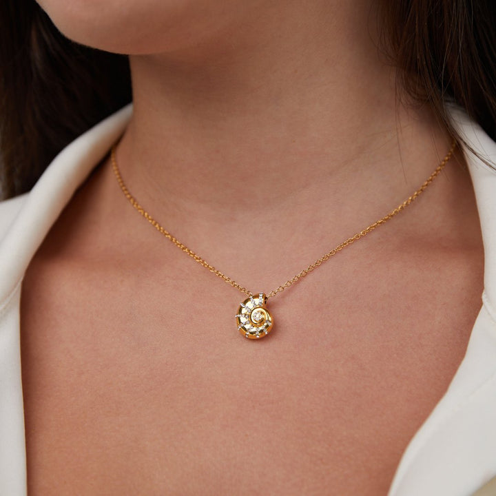 Shelley | Shell and Crystal Pendant Necklace